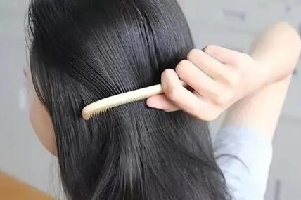 以下哪种发质的人群更适合多梳头 最新小鸡庄园答案3月2日