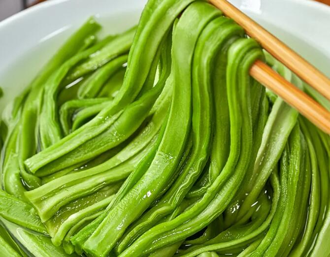 涮火锅时常见的贡菜究竟是什么菜 最新小鸡庄园答案3月22日